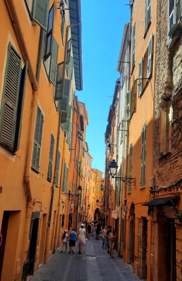 Menton, Centre Historique, Vue Mer Buitenkant foto