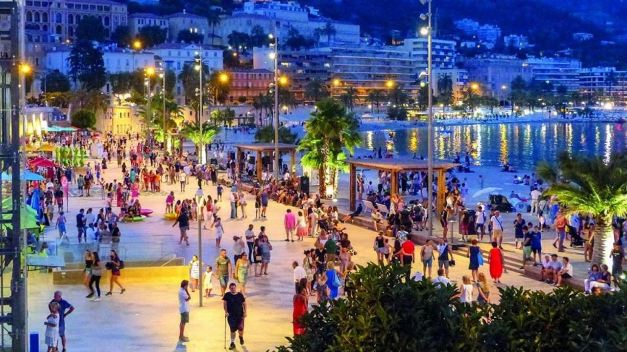 Menton, Centre Historique, Vue Mer Buitenkant foto